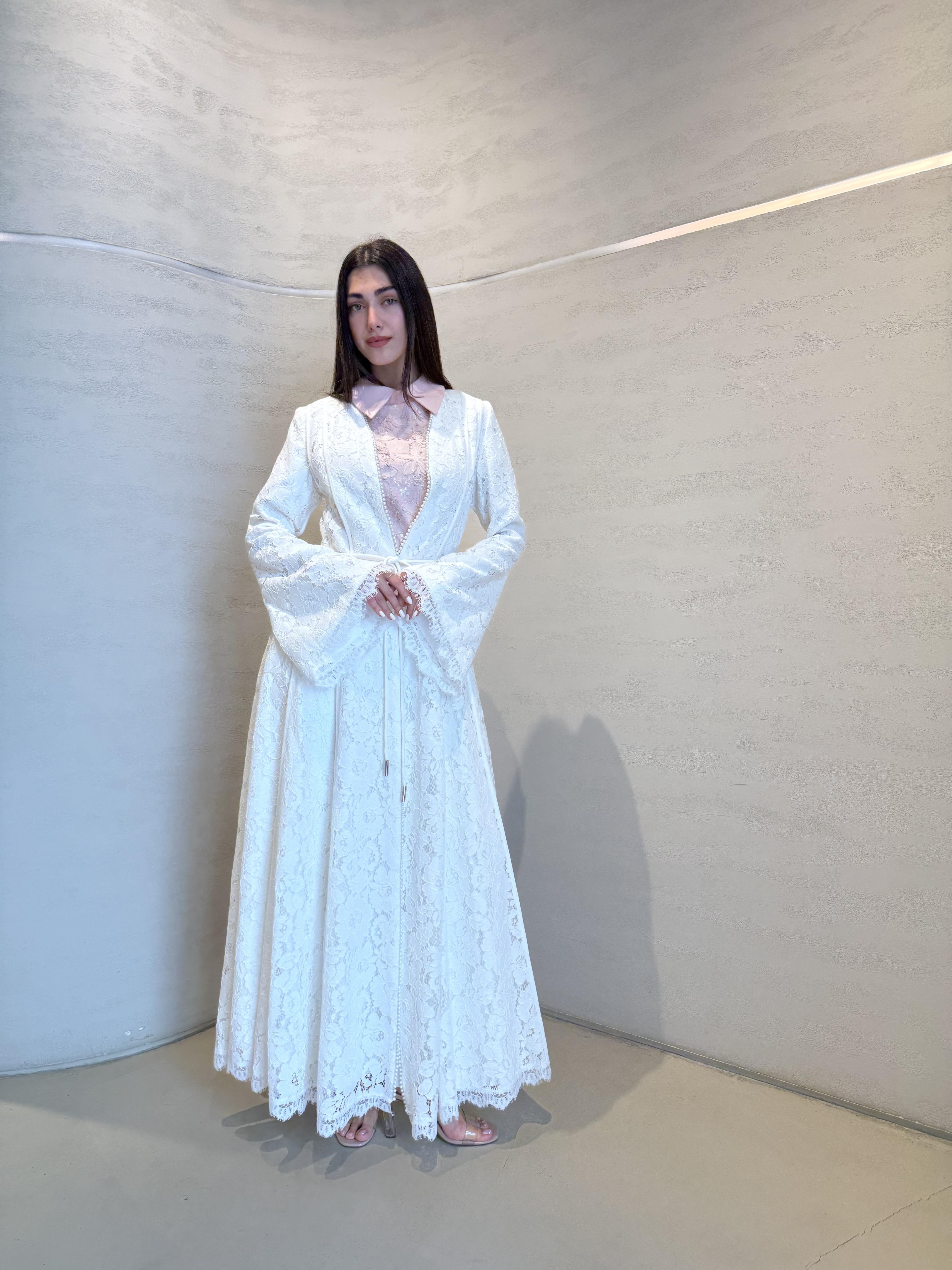 Alba Abaya F.Lounge.Mena Alba_Abaya_White_1767258453634