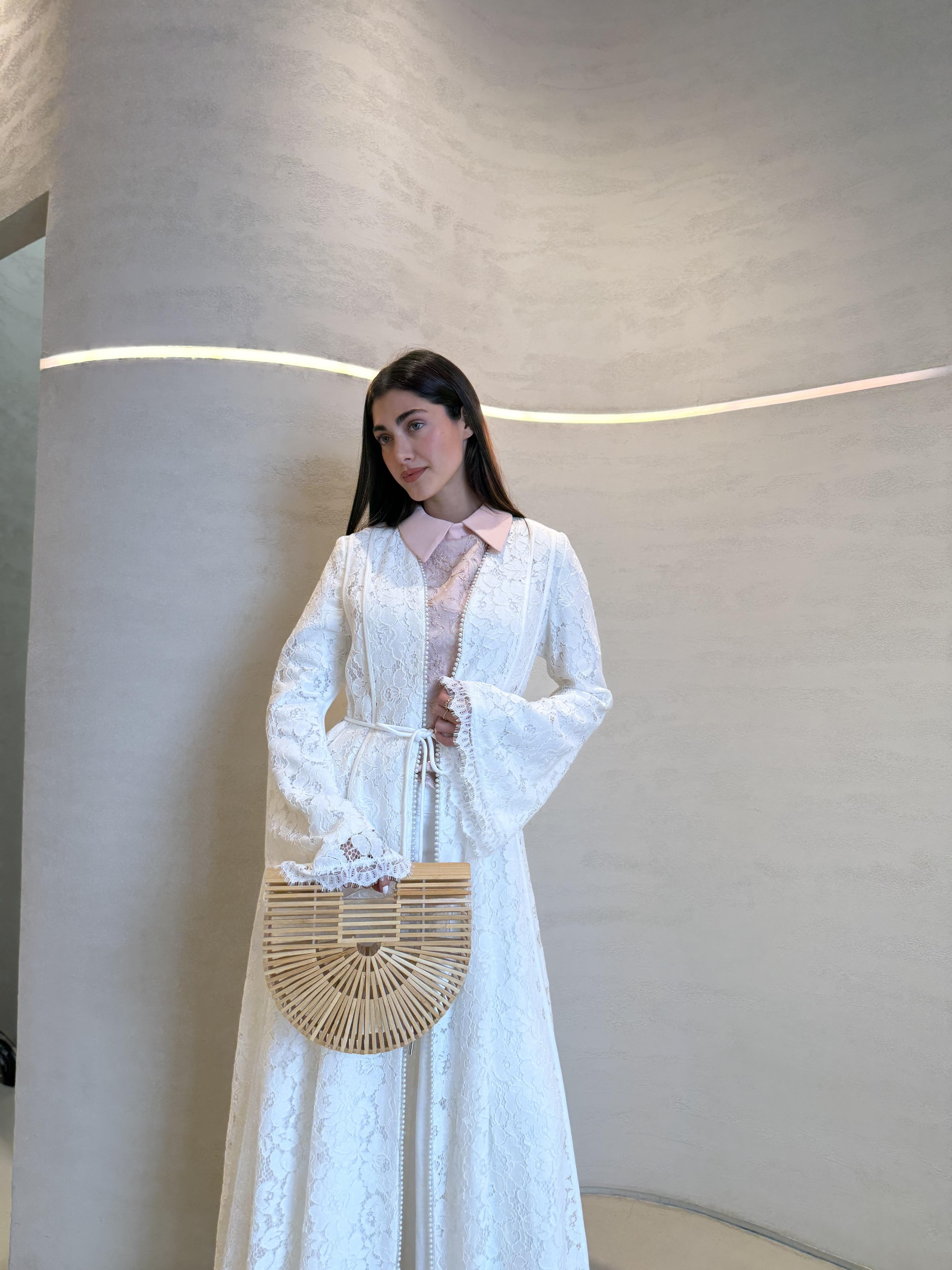 Alba Abaya F.Lounge.Mena Alba_Abaya_White_1767258572152