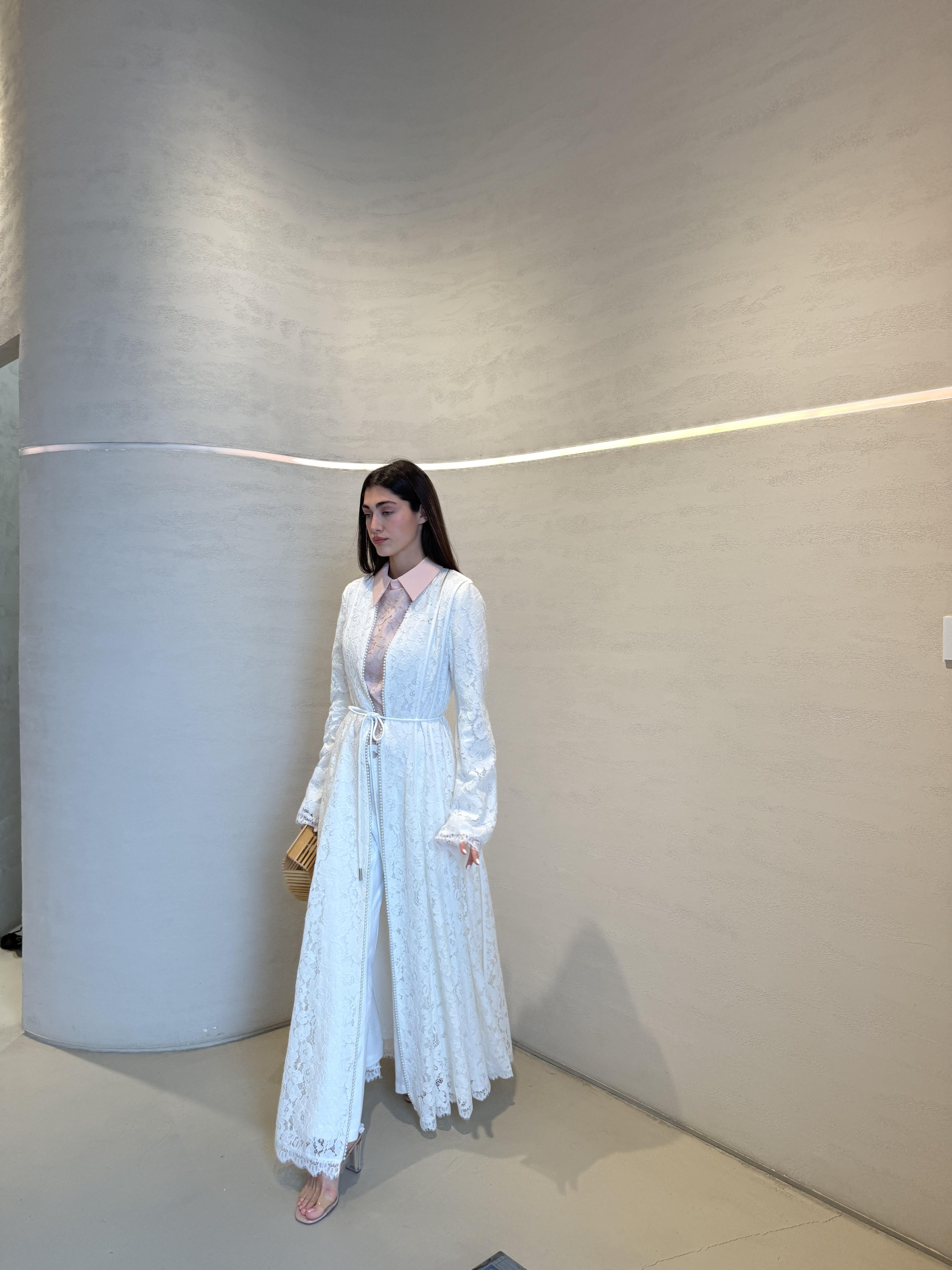 Alba Abaya F.Lounge.Mena Alba_Abaya_White_1767258574122