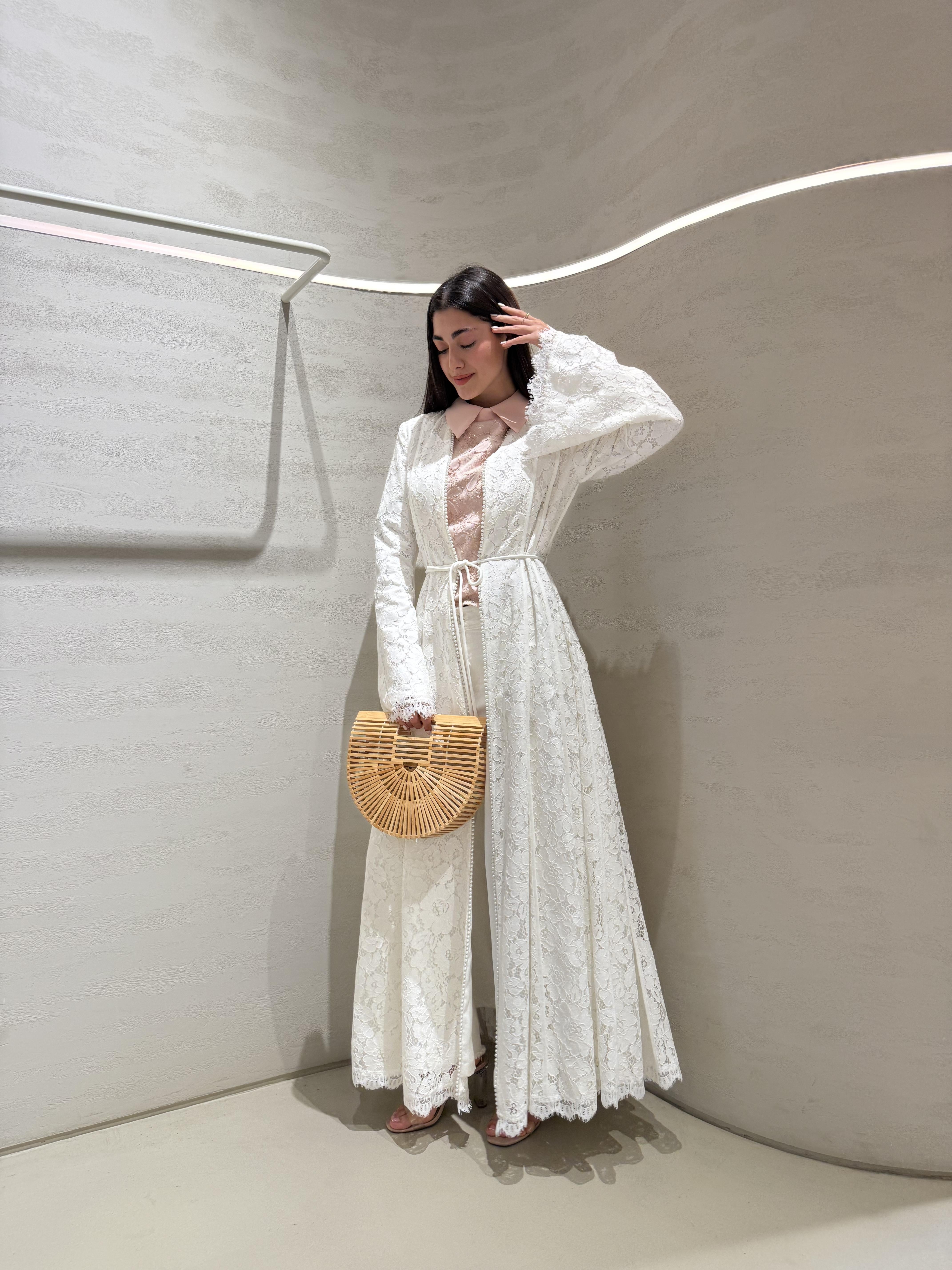 Alba Abaya F.Lounge.Mena Alba_Abaya_White_1767258640783