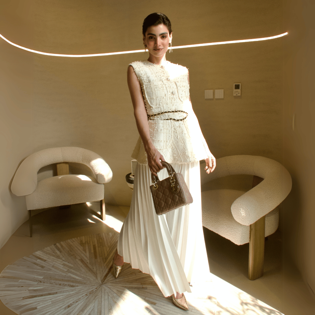 Coco Vest F.Lounge Dubai Coco_Vest_White_SQ2_4b8cfe84-94de-41c2-b2f8-b25882f56ccb