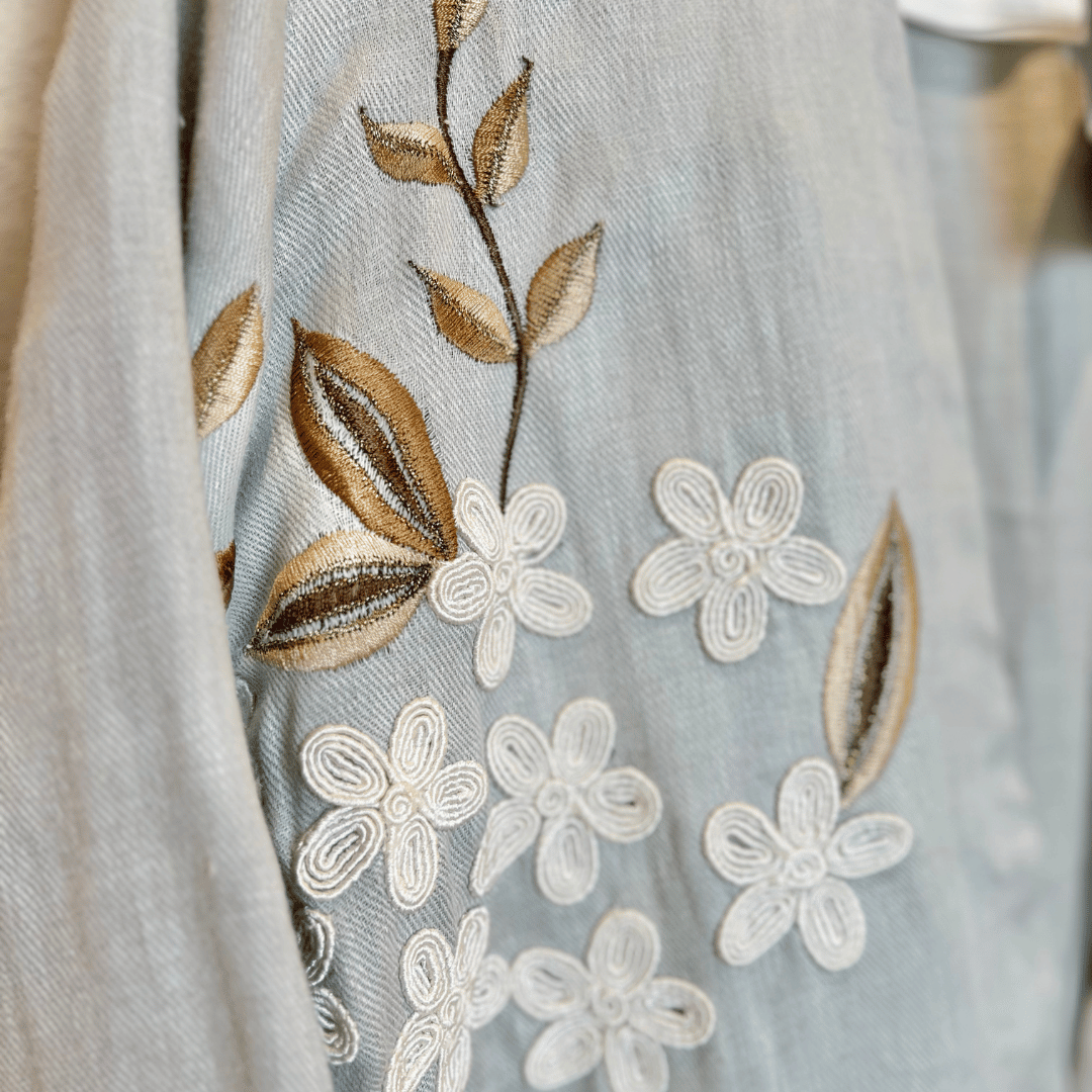 Blumen-Abaya