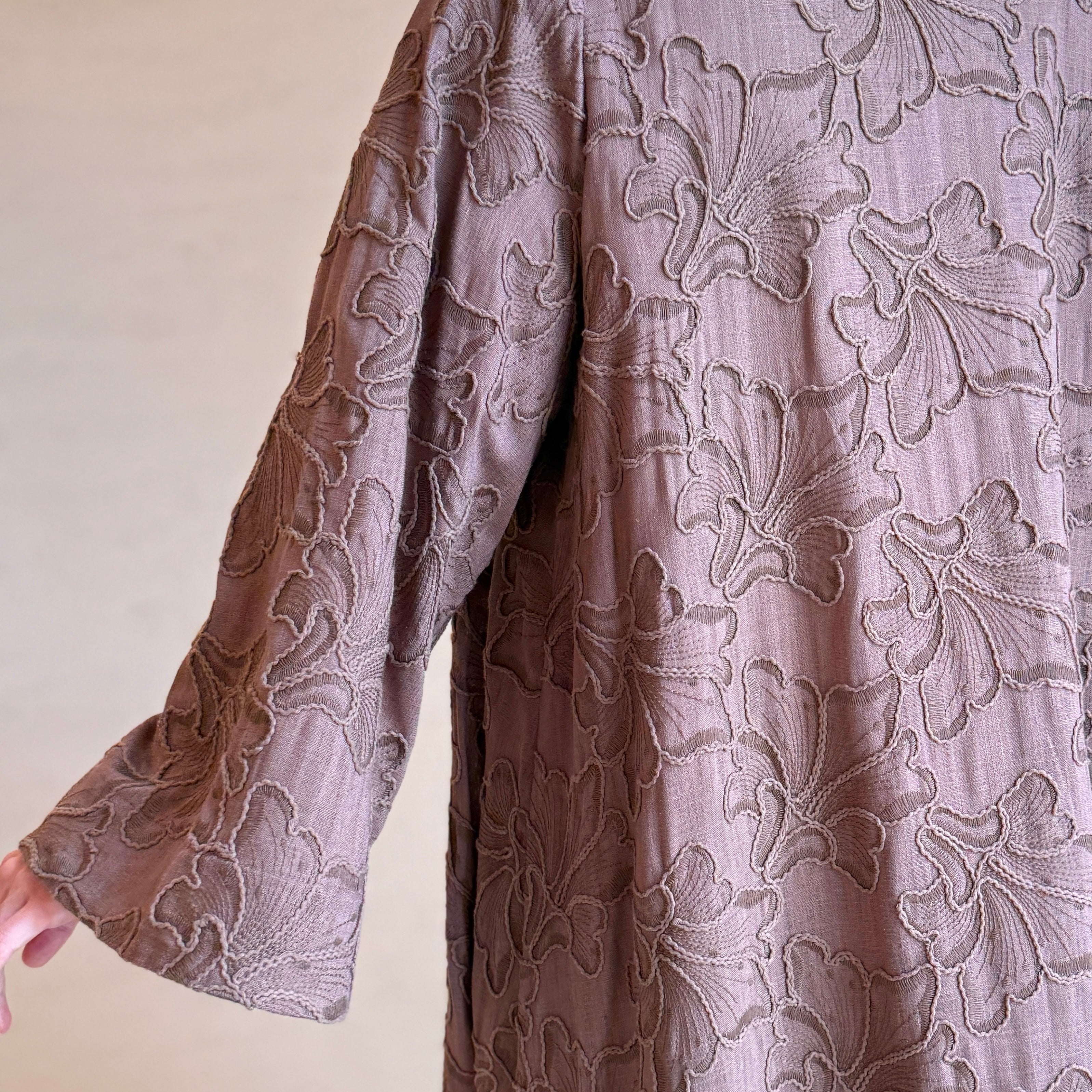 Braided Flower Abaya