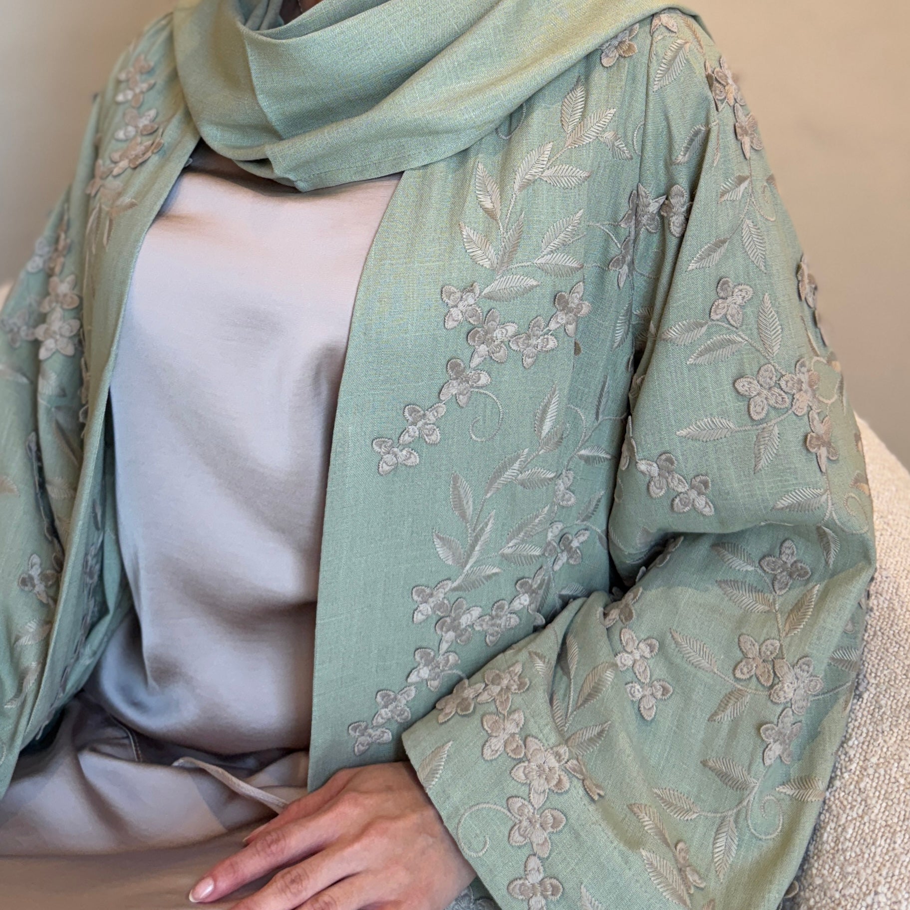 Flower Linen Abaya