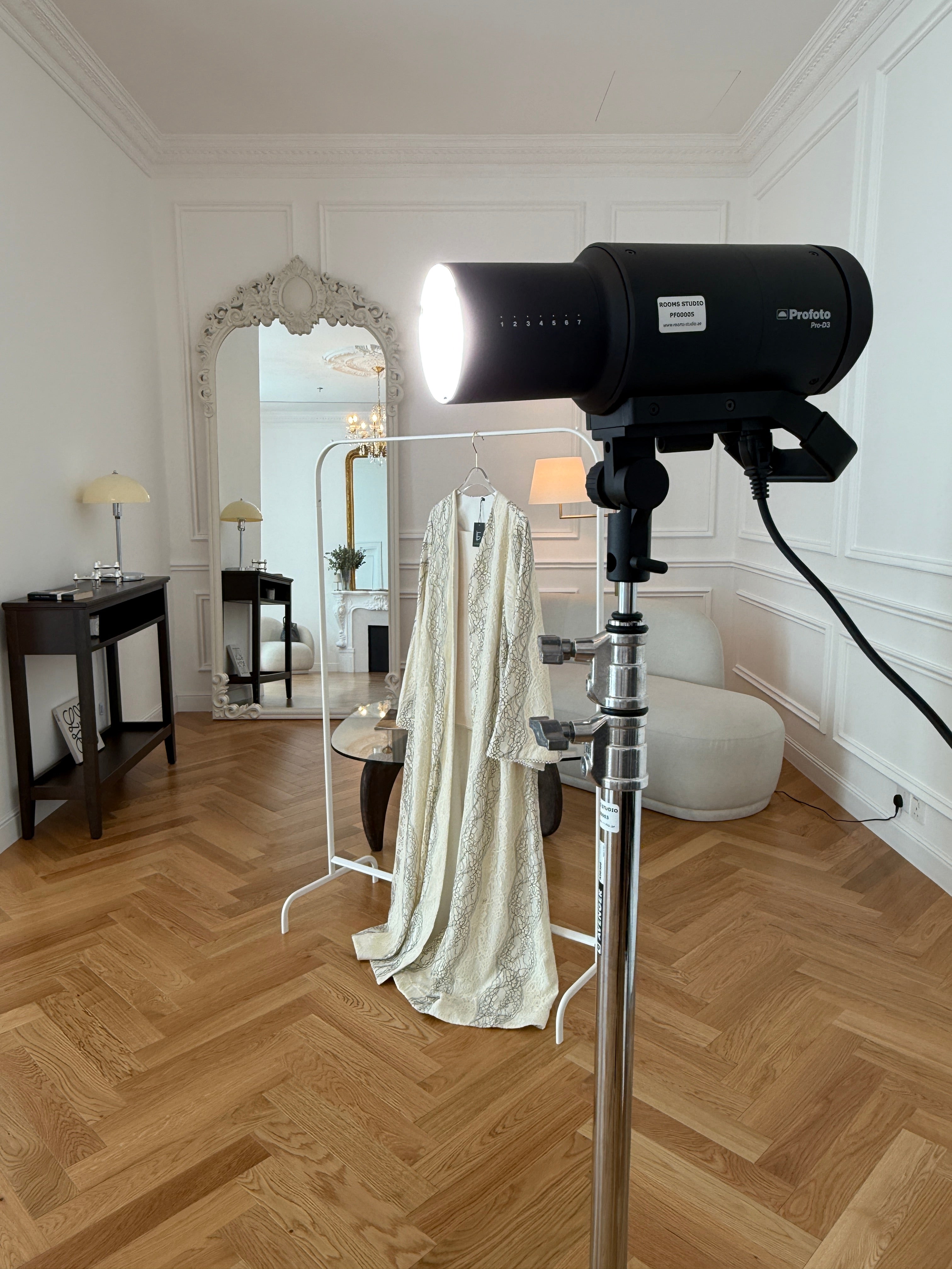 Pearl Lace Abaya F.Lounge.Mena IMG_5860