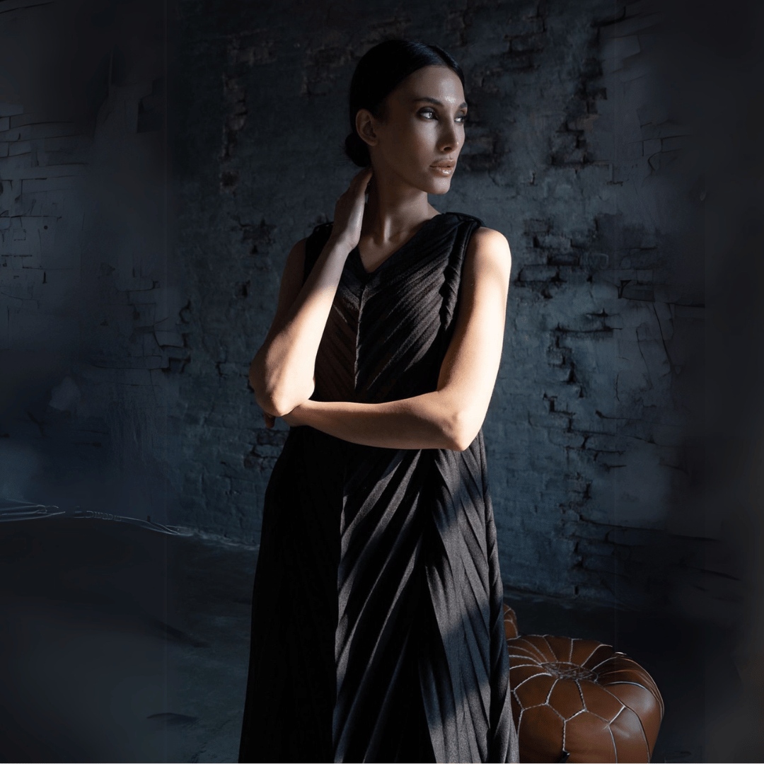 Long Pleated Dress F.Lounge.Mena LongPleatedDressF.loungeSQ1