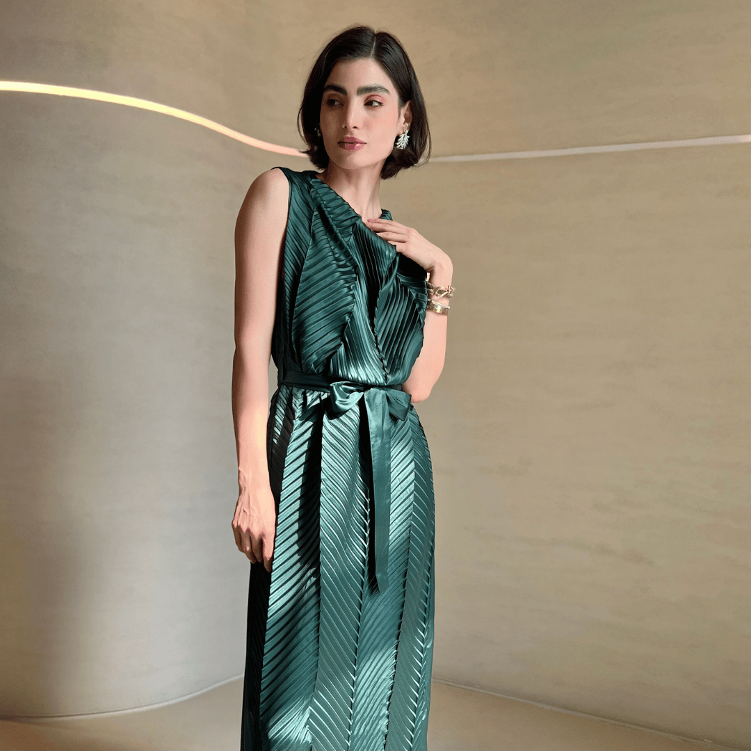 Silk Linear Dress F.Lounge Dubai SilkLinearDressf.loungeSQ1