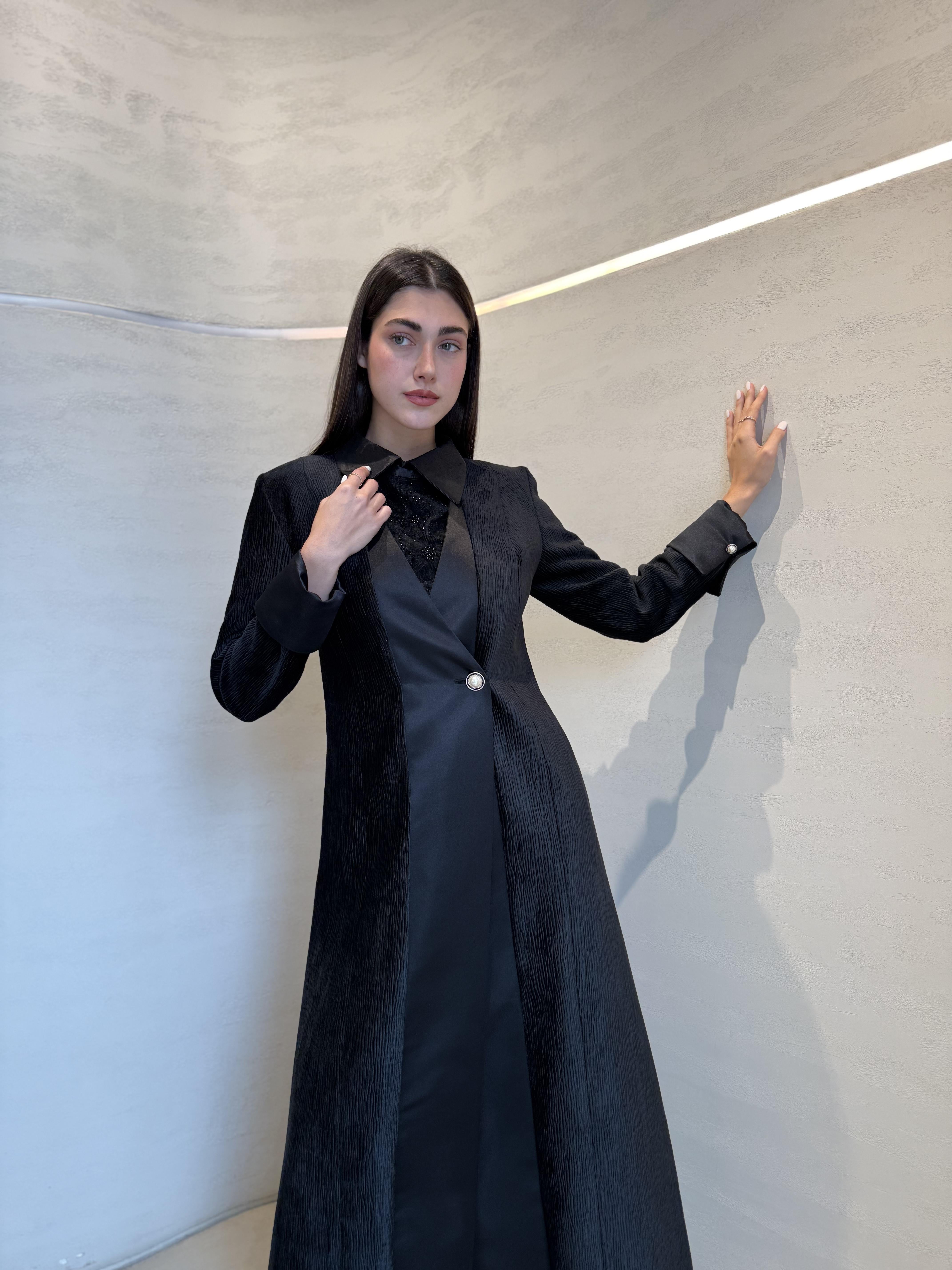 Wavy Velvet abaya F.Lounge.Mena Wavy_Velvet_abaya_Black_1767260892976