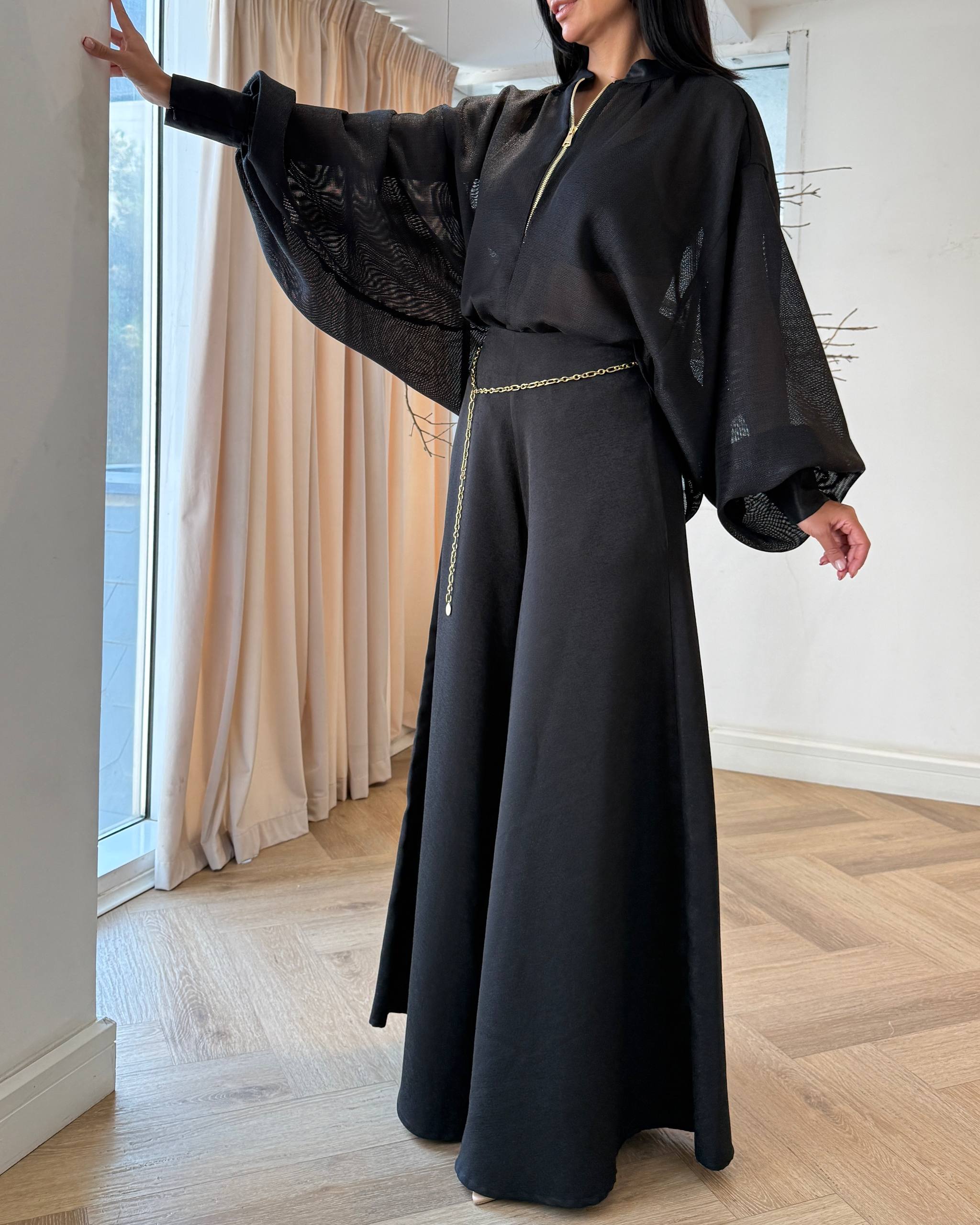 Simple Pants F.Lounge.Mena file_20_13055672-dcdf-4a8e-bb79-82dea96d0821