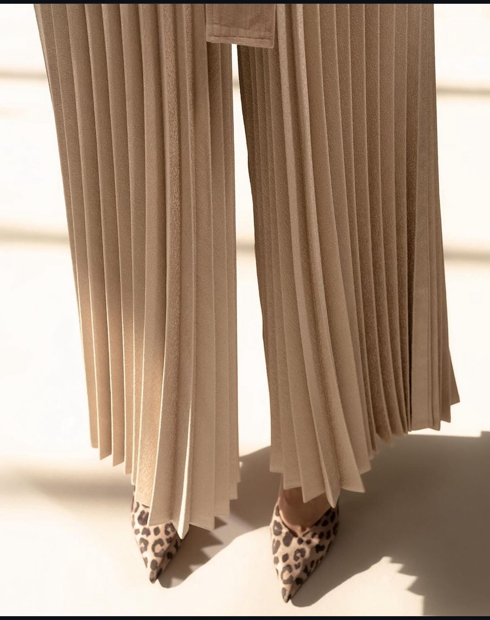 Sunny Pleated Pants F.Lounge Dubai photo_2024-07-12_19-47-41