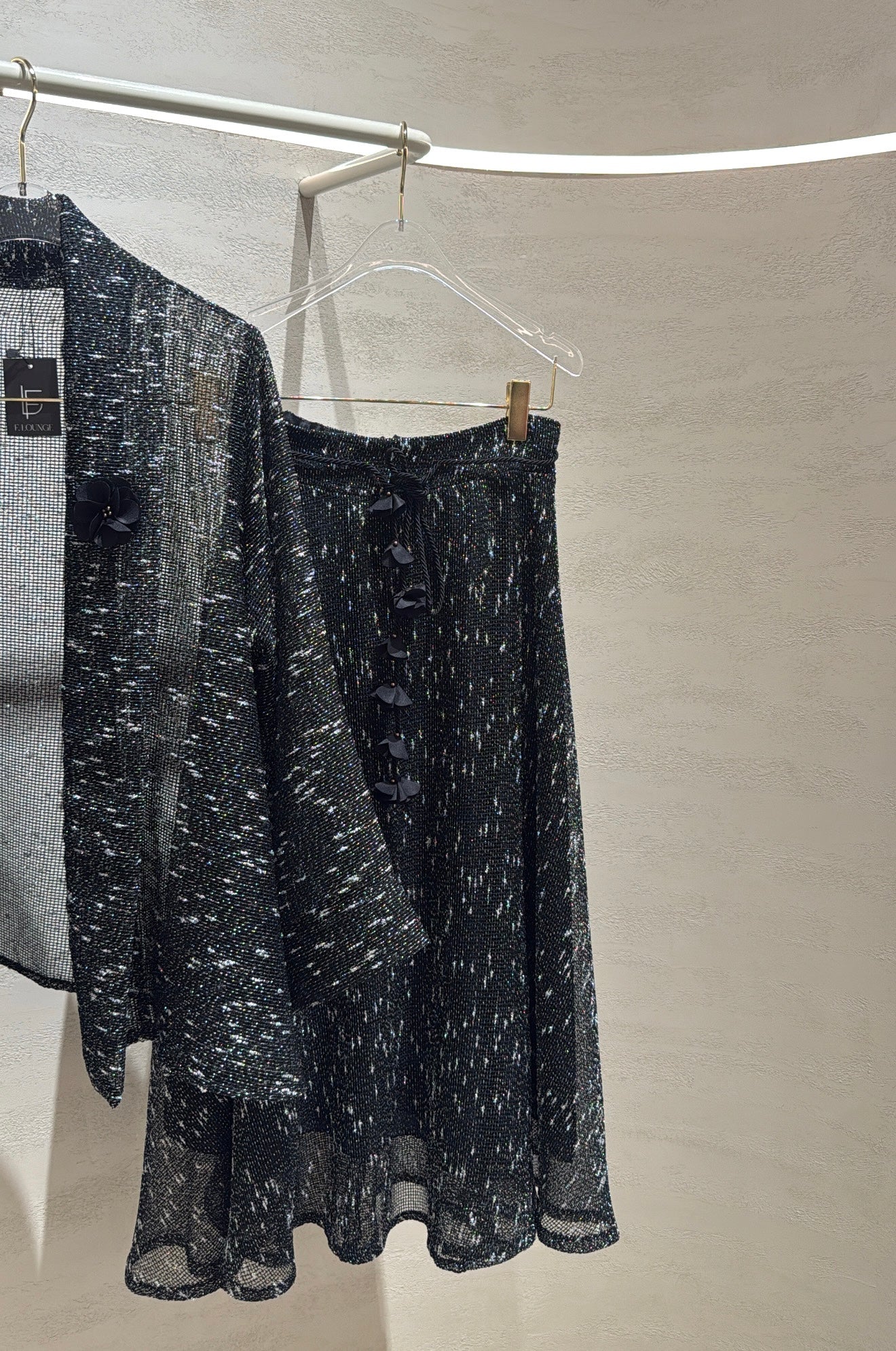 Shine Set F.Lounge.Mena C3BAF8A2-BBE5-4273-BF63-A22B4D1DA75E