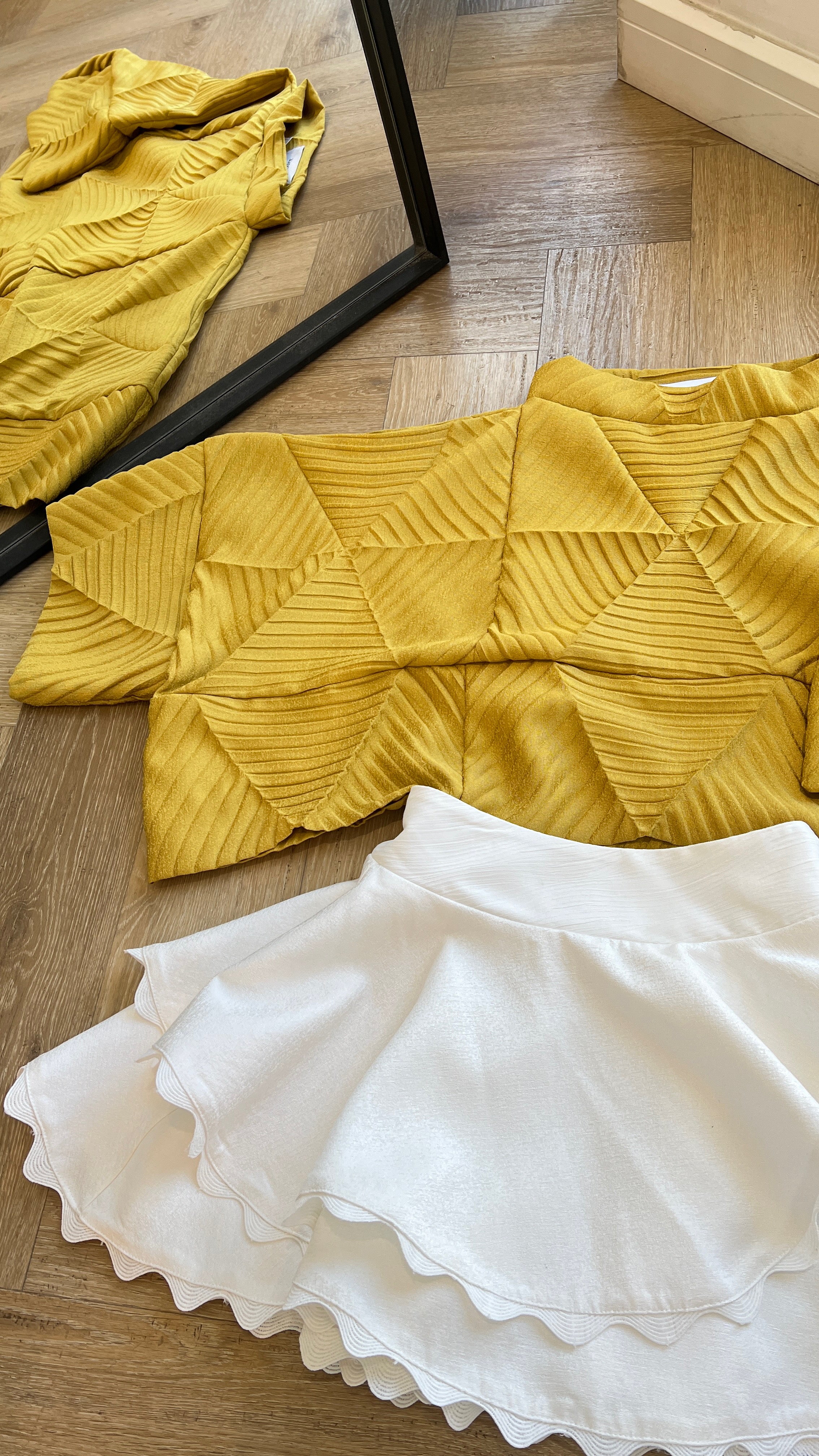 Squared Pleated Blouse