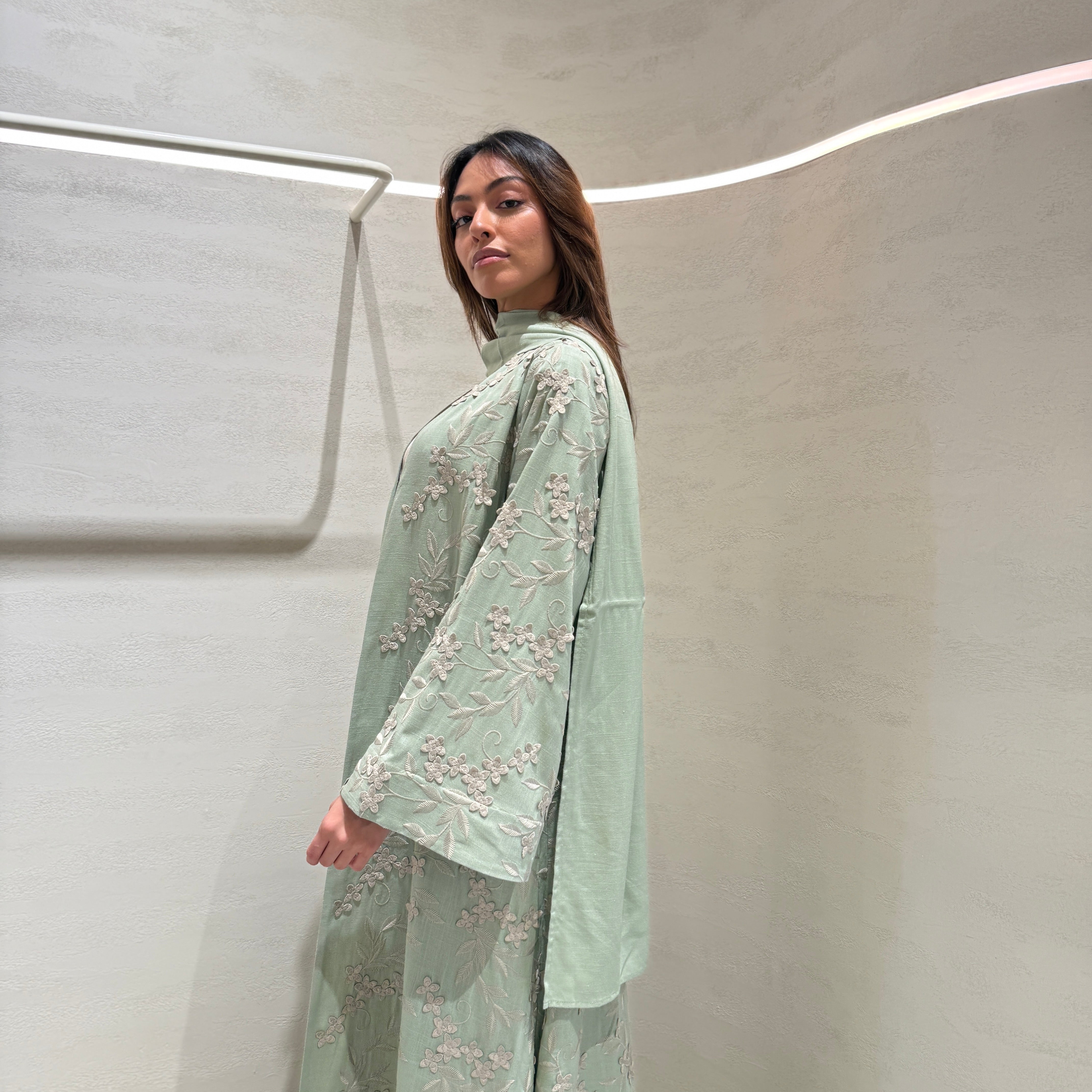 Flower Linen Abaya