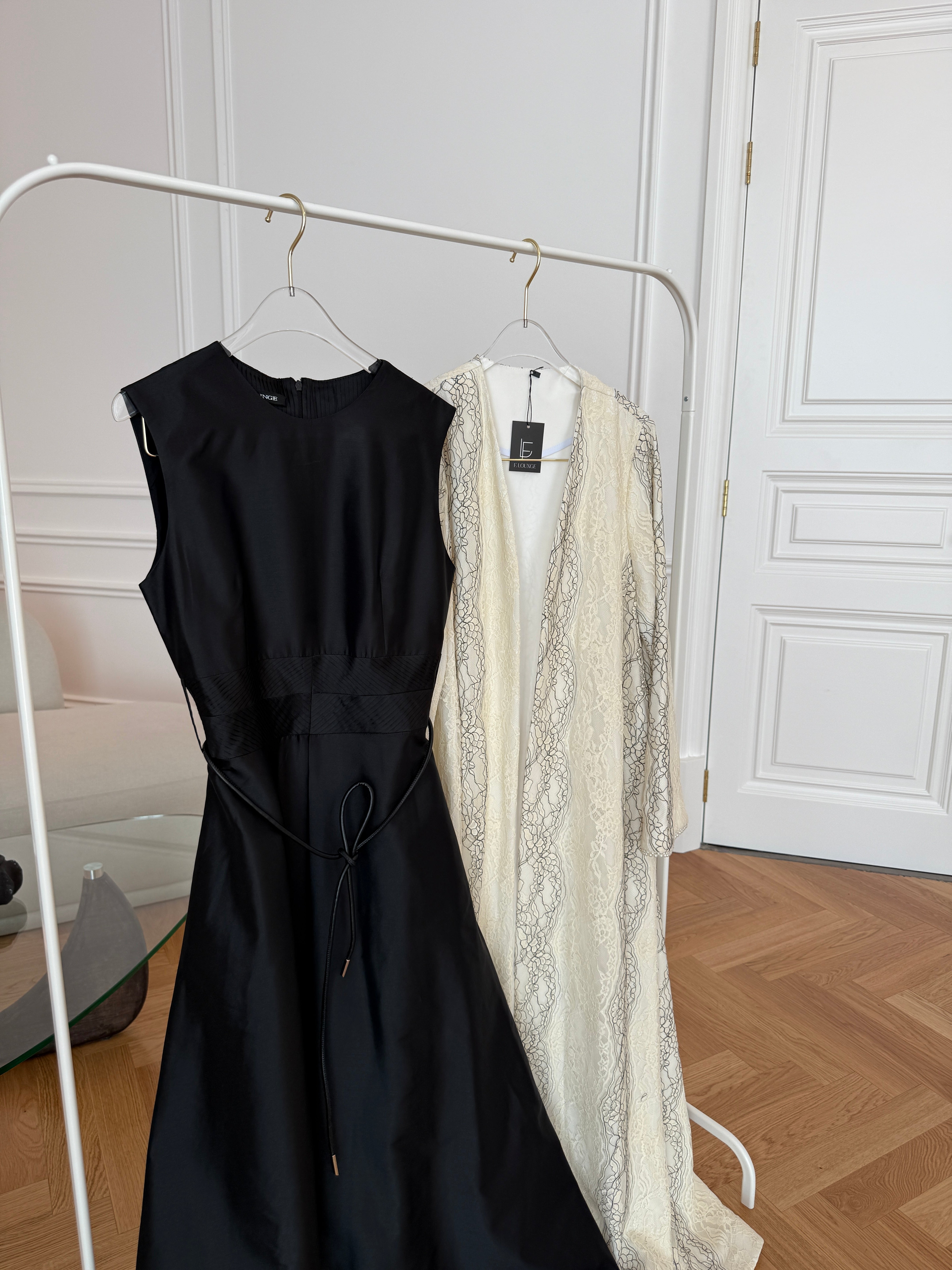 Pearl Lace Abaya