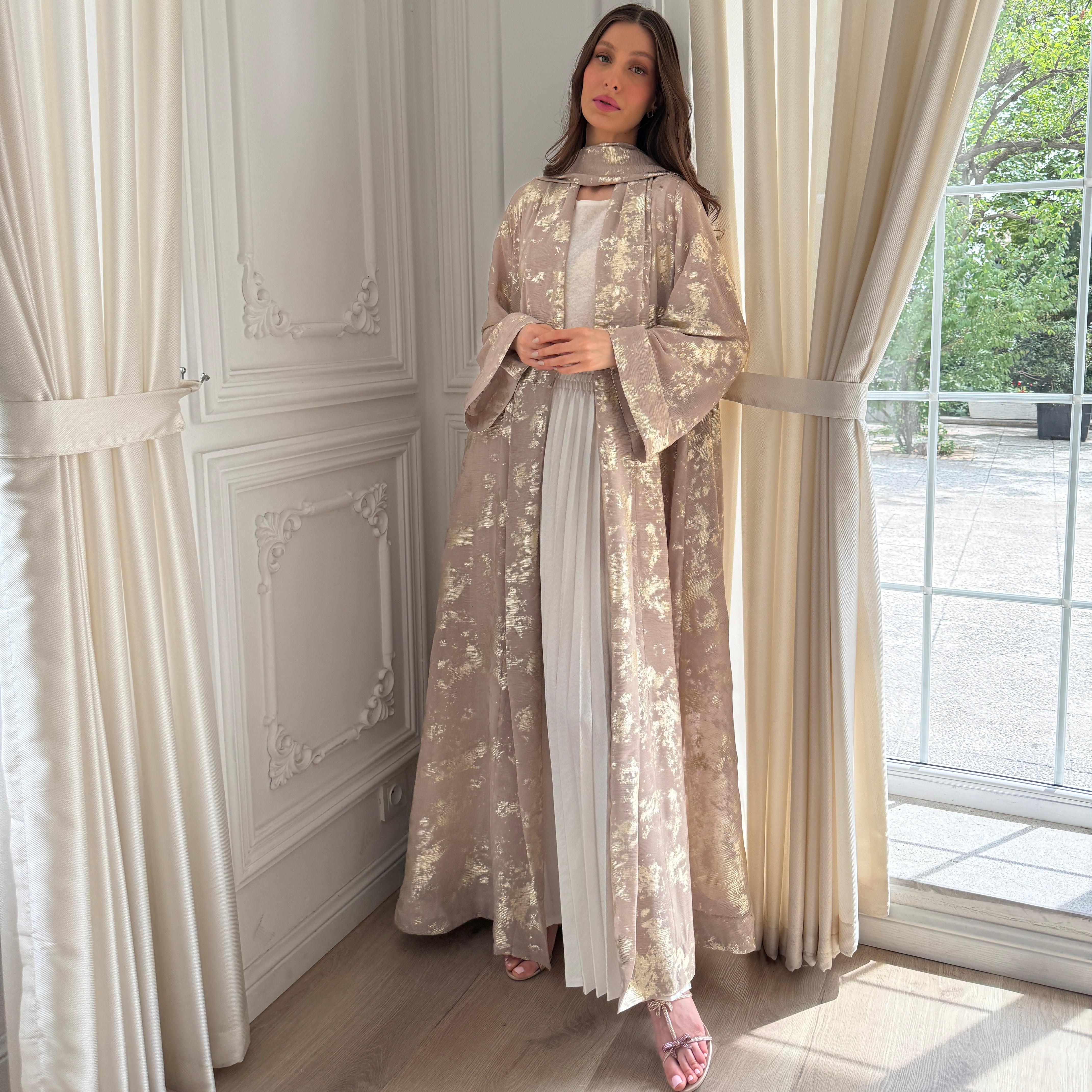 Goldbeaten Abaya