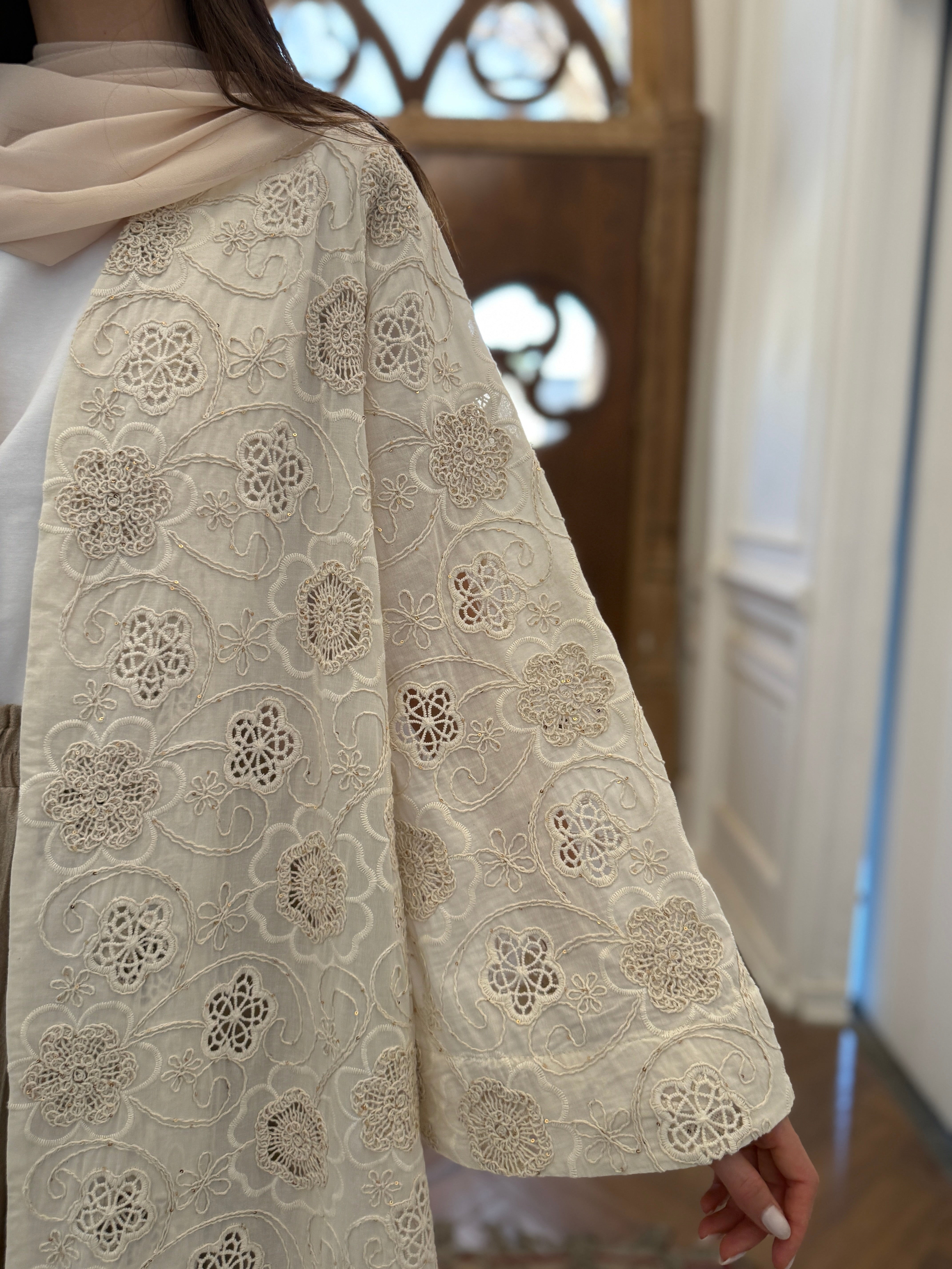 Paisley Abaya