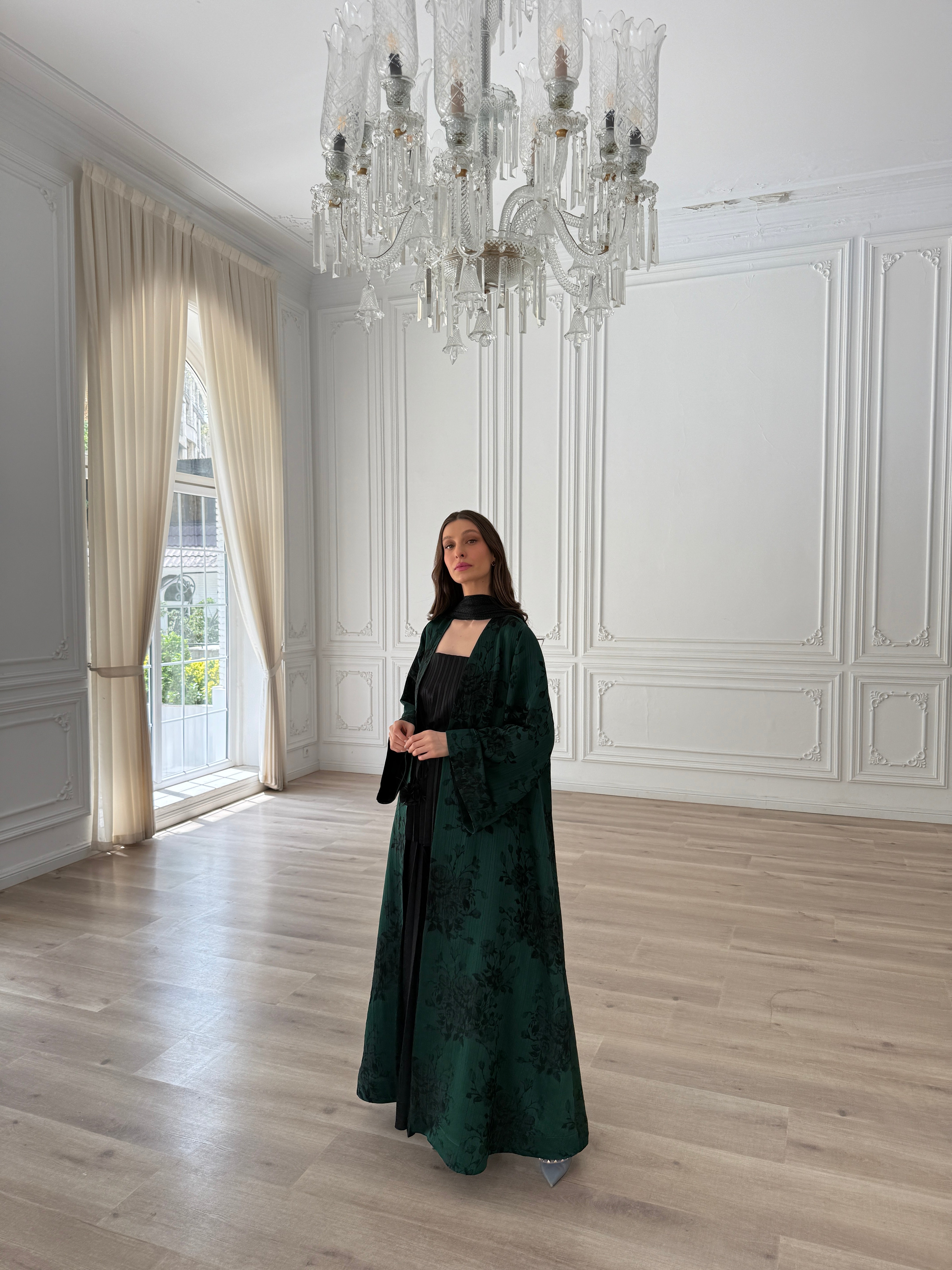 Jacquard Rose Abaya