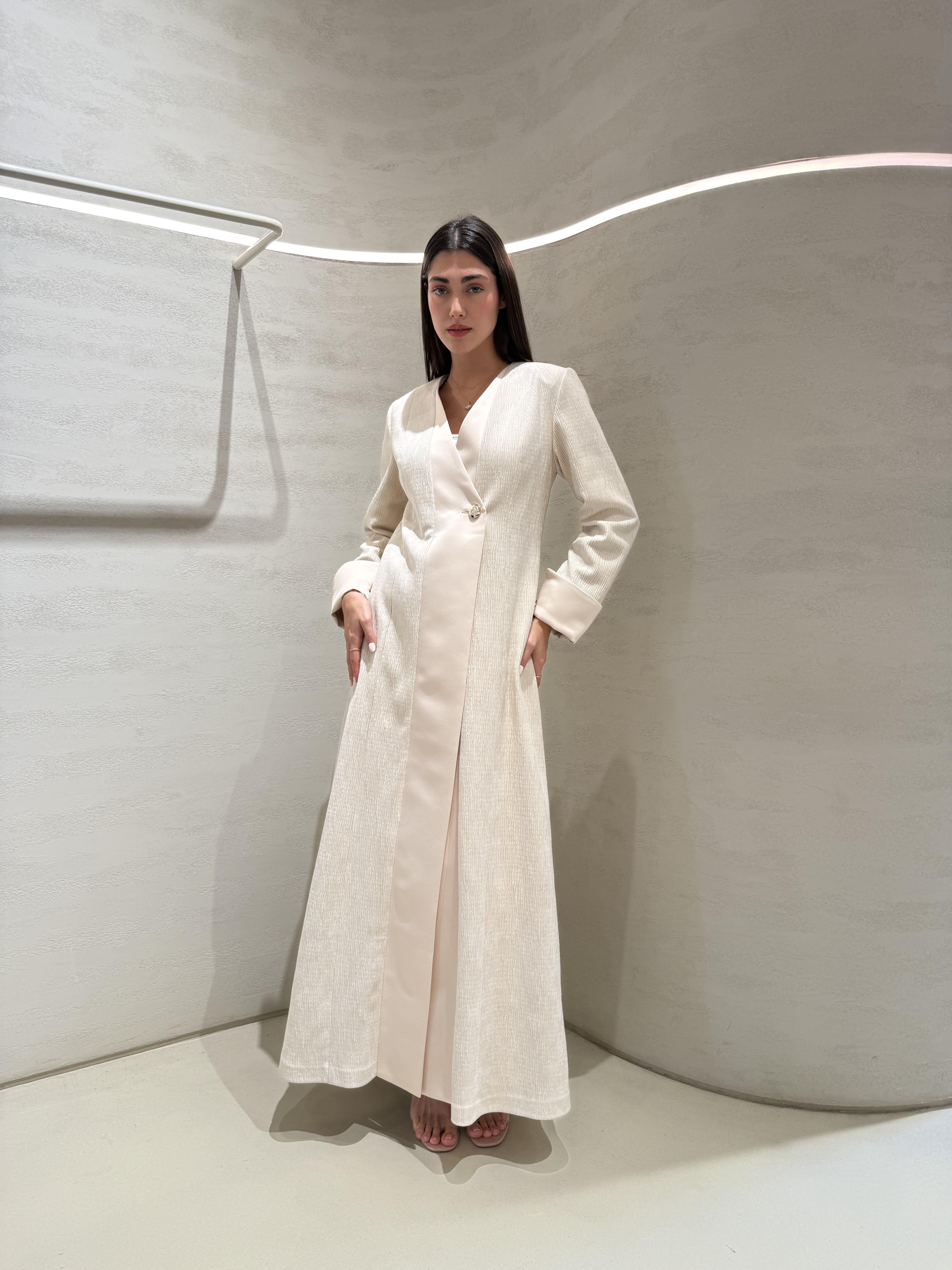 Wavy Velvet abaya F.Lounge.Mena Wavy_Velvet_abaya_White_1767260648742